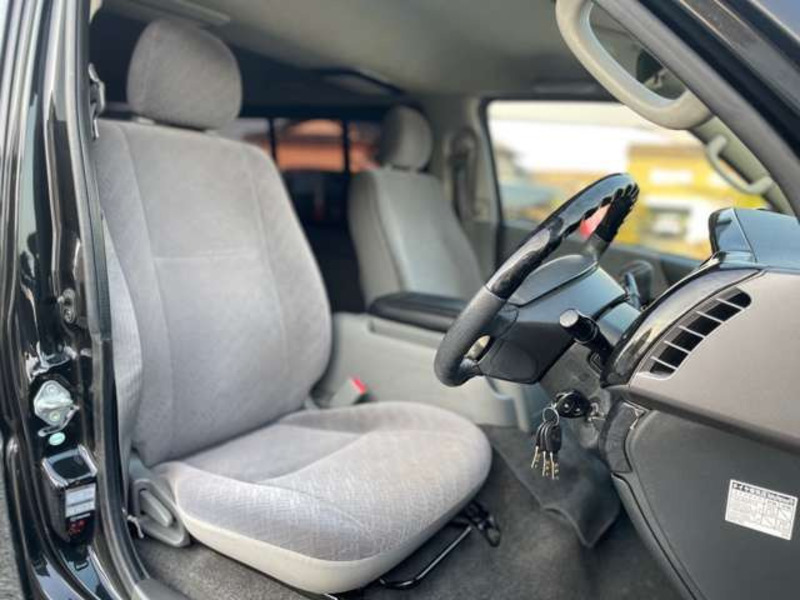 HIACE VAN-19