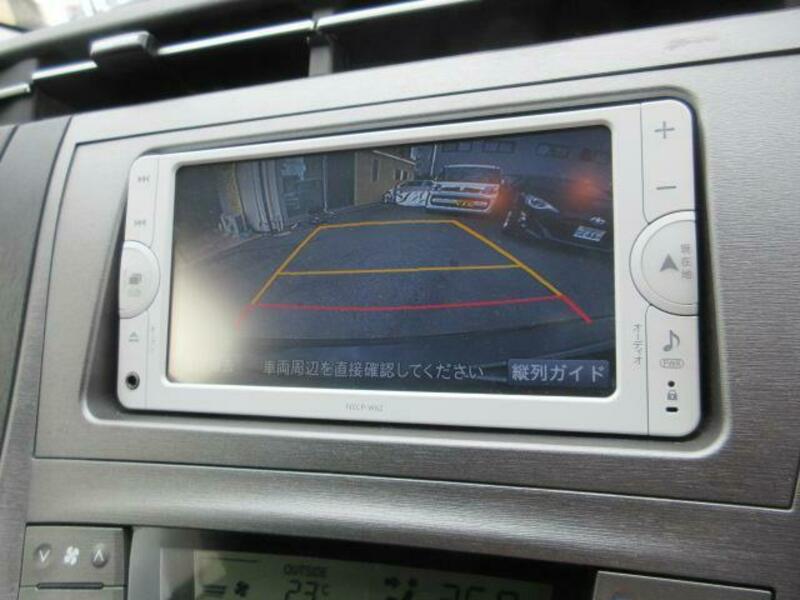 PRIUS-4