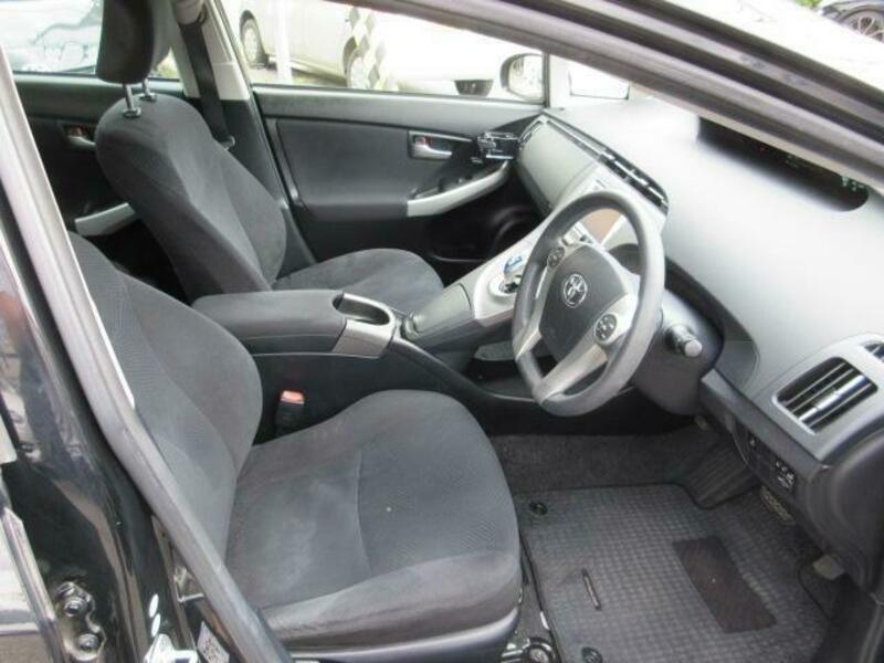 PRIUS-5