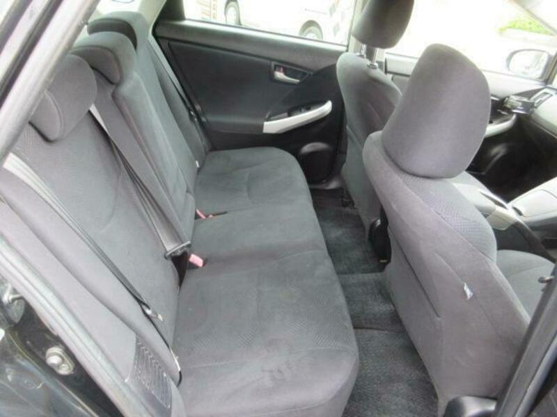 PRIUS-6