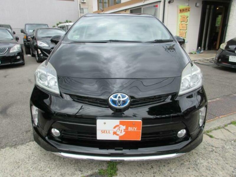 PRIUS-9