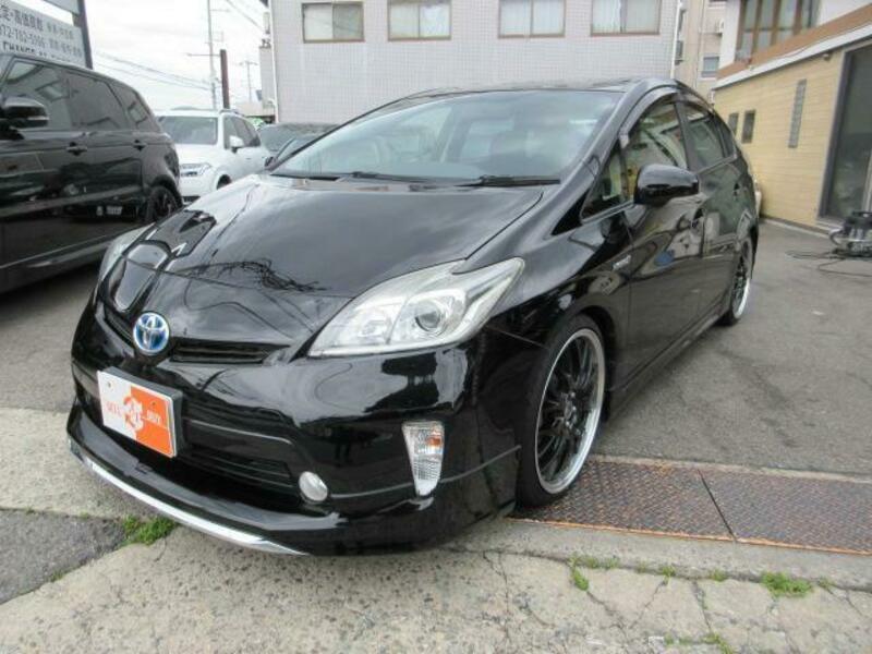 PRIUS-11