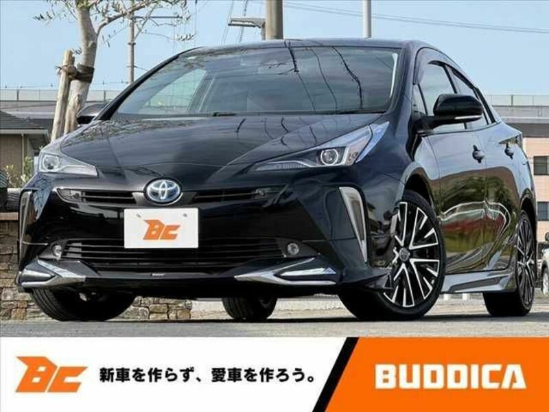 TOYOTA　PRIUS