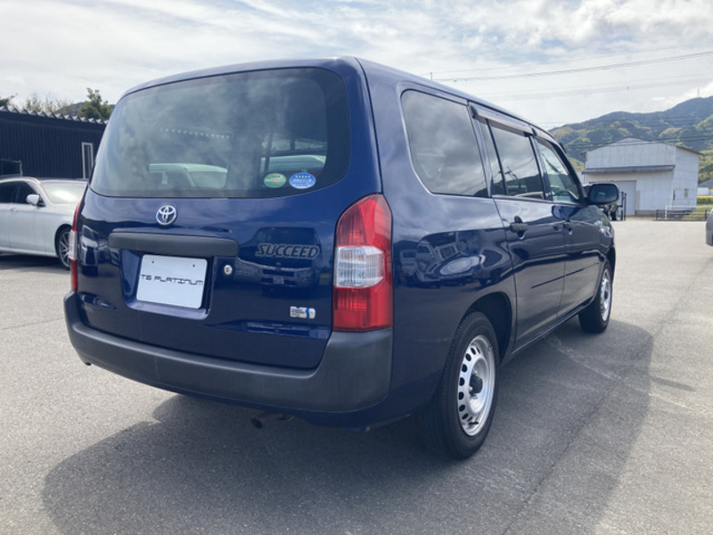 SUCCEED VAN