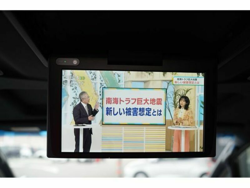 ALPHARD-16