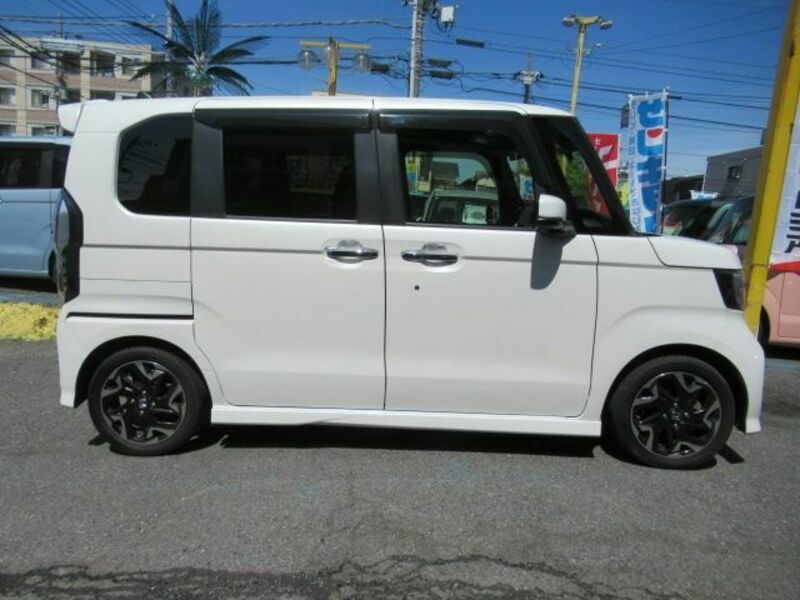 N BOX CUSTOM