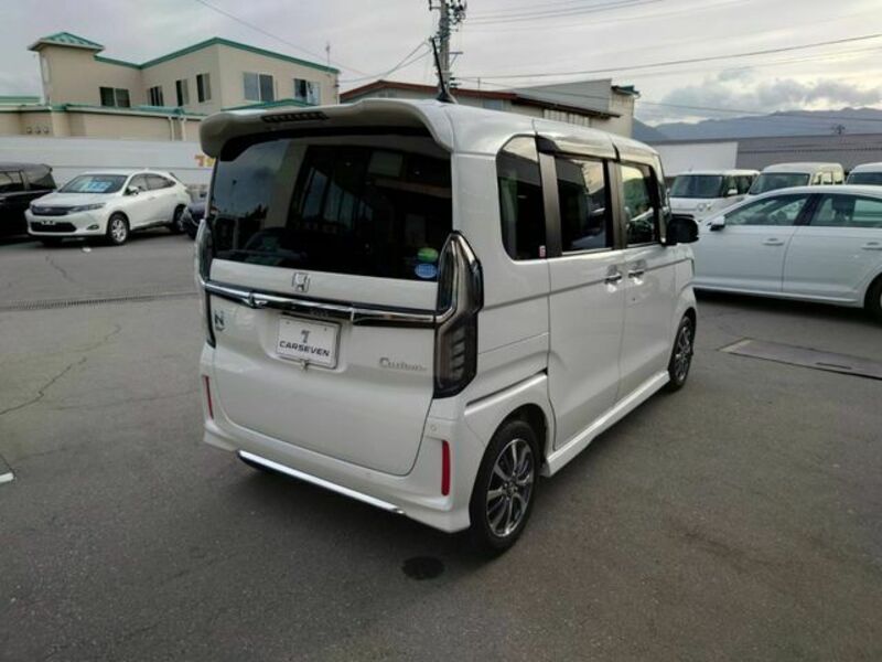 N BOX CUSTOM-7