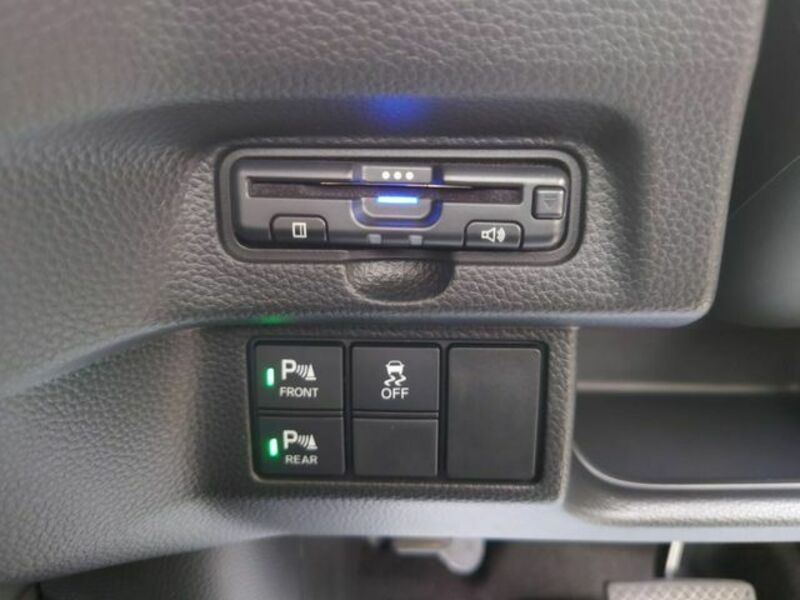 N BOX CUSTOM-15