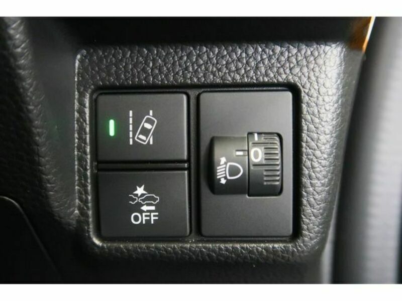 N BOX CUSTOM-16