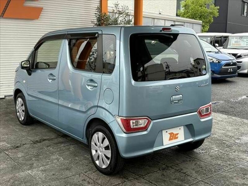 WAGON R