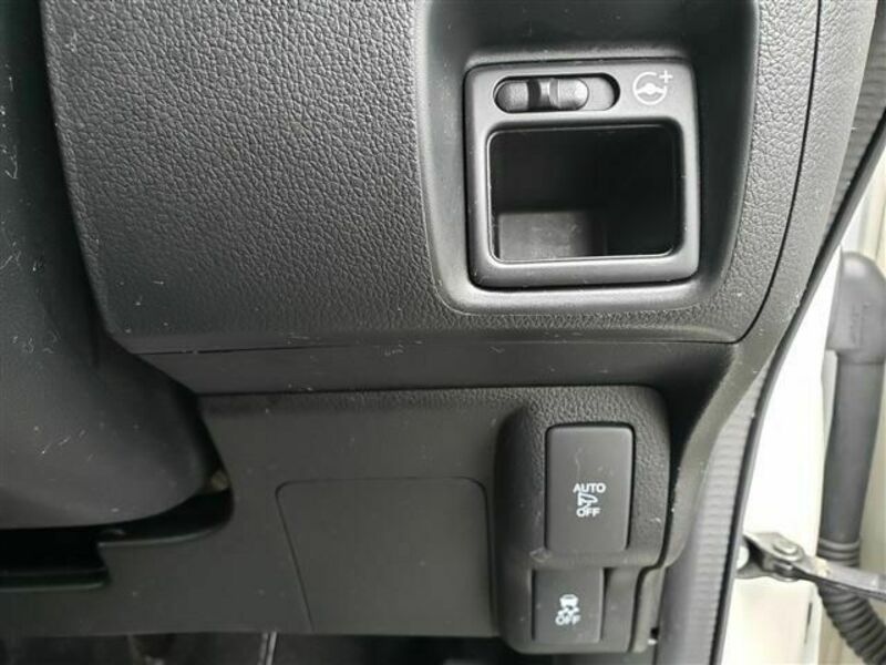 N BOX