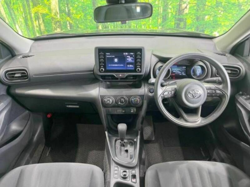 YARIS CROSS