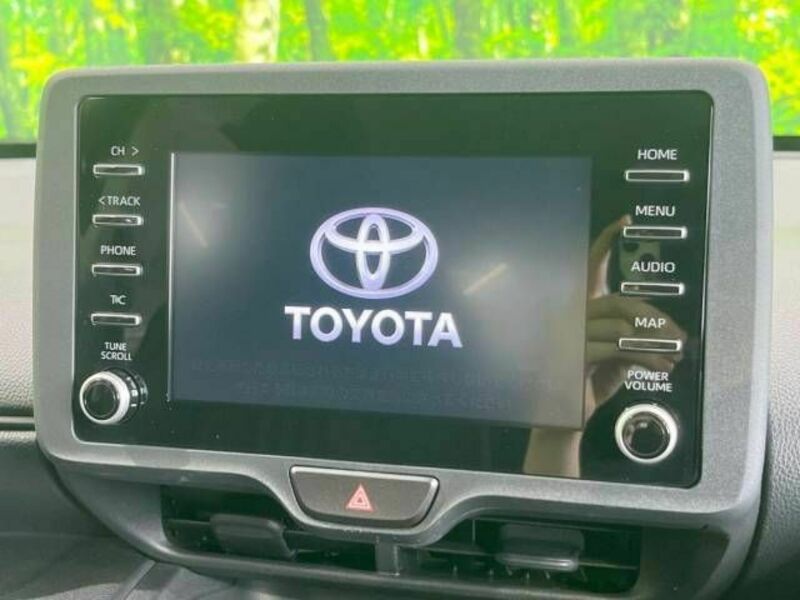 YARIS CROSS