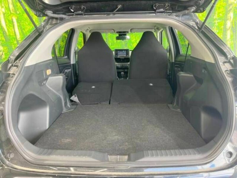 YARIS CROSS