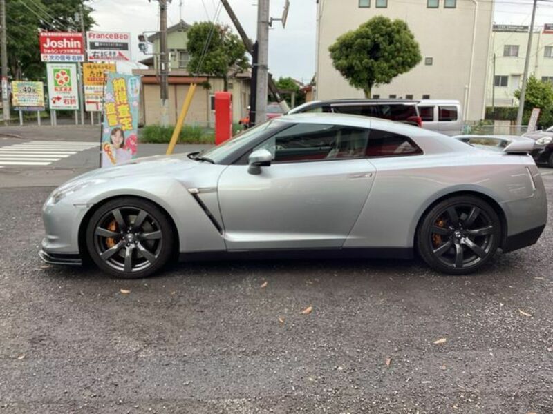 GT-R