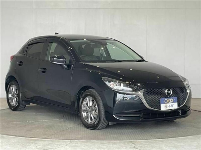 MAZDA2