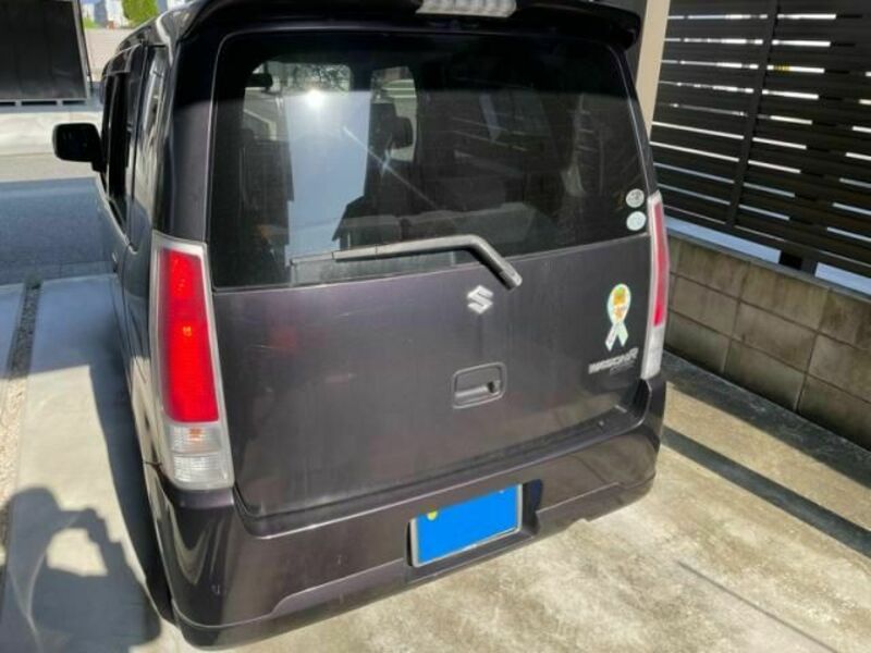 WAGON R