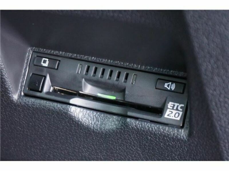 PRIUS PHV-36