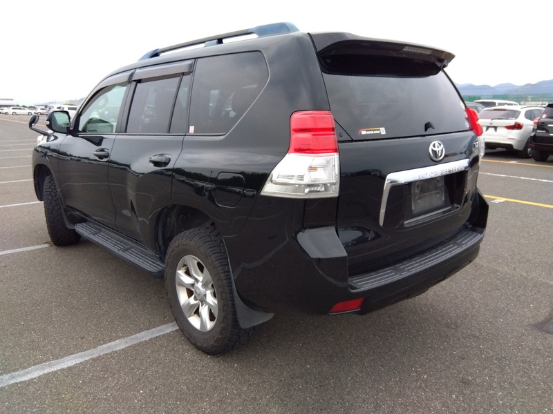 LAND CRUISER PRADO-3
