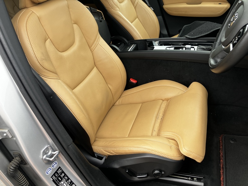 XC60