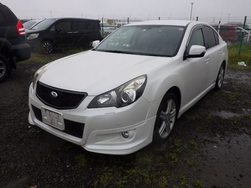 SUBARU LEGACY B4