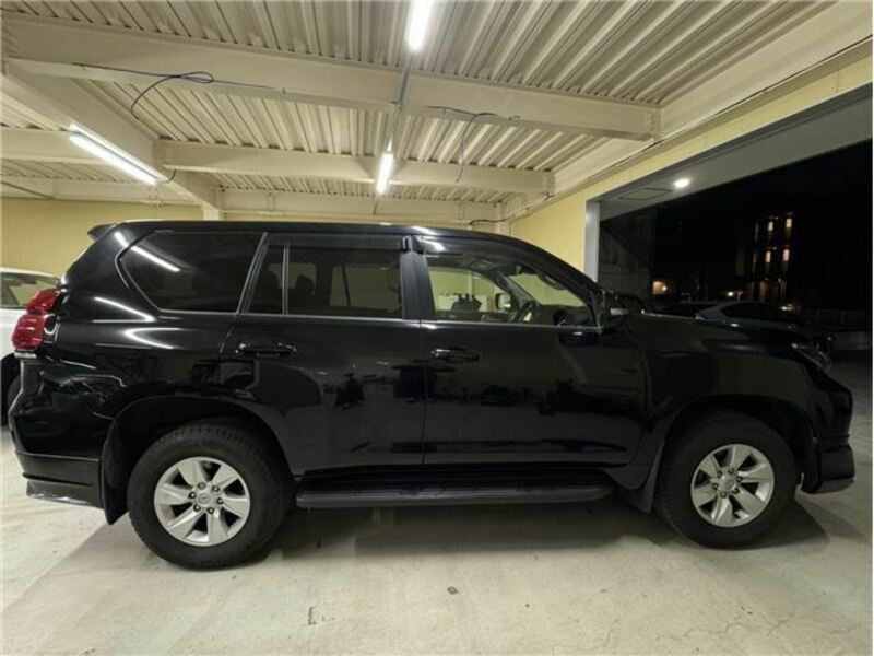 LAND CRUISER PRADO-5
