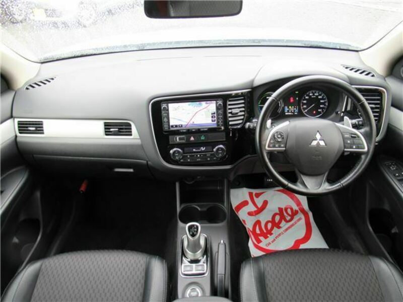 OUTLANDER PHEV