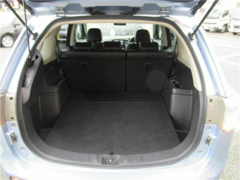 OUTLANDER PHEV