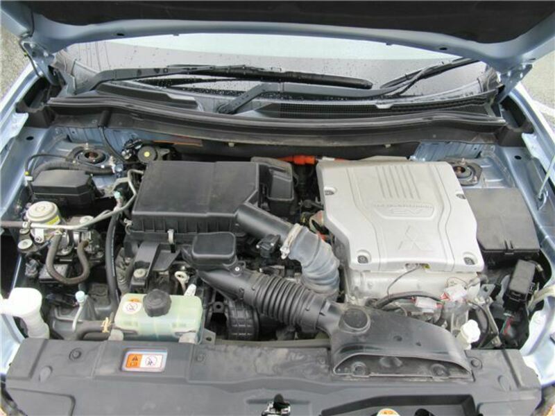 OUTLANDER PHEV