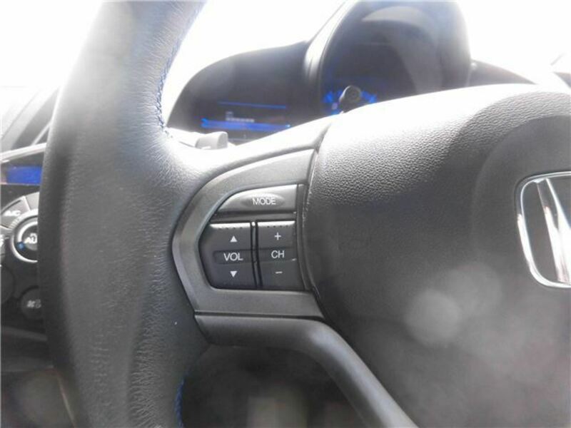 CR-Z-8