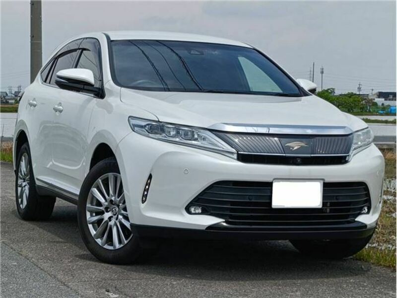 TOYOTA　HARRIER
