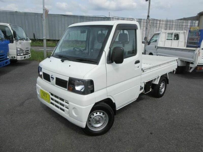 NISSAN CLIPPER TRUCK