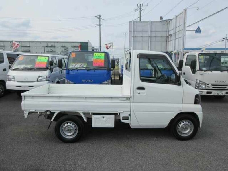 CLIPPER TRUCK