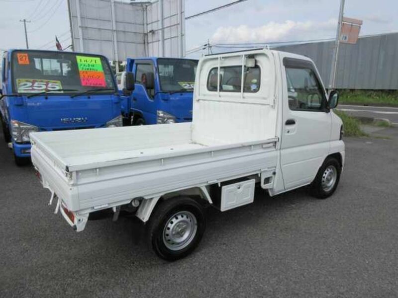 CLIPPER TRUCK