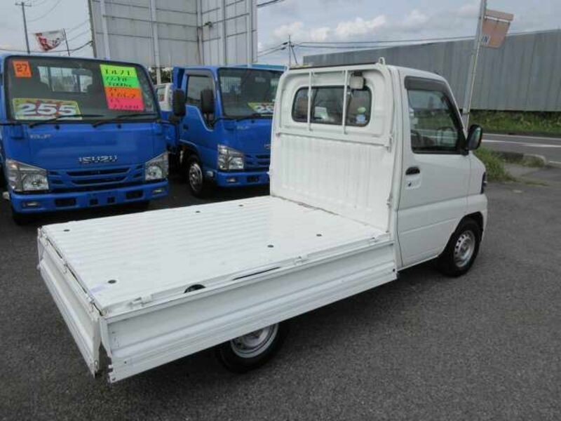 CLIPPER TRUCK