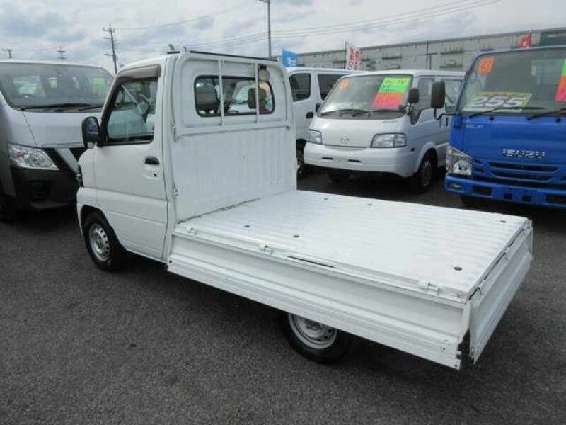 CLIPPER TRUCK