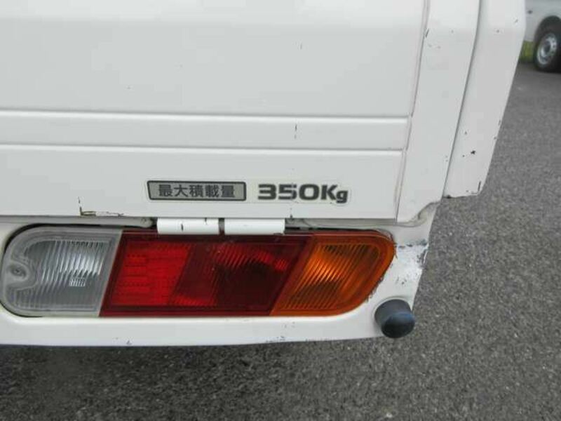 CLIPPER TRUCK