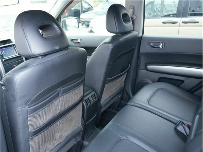 X-TRAIL-38