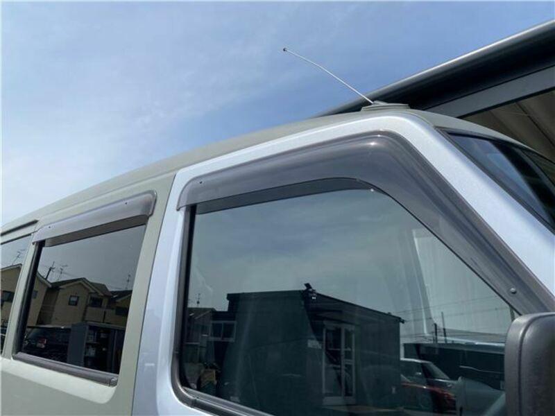 CLIPPER VAN