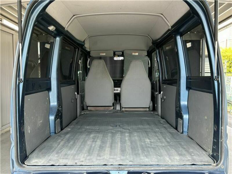 CLIPPER VAN