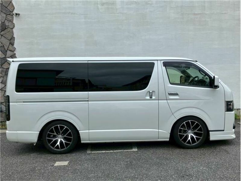 HIACE-9