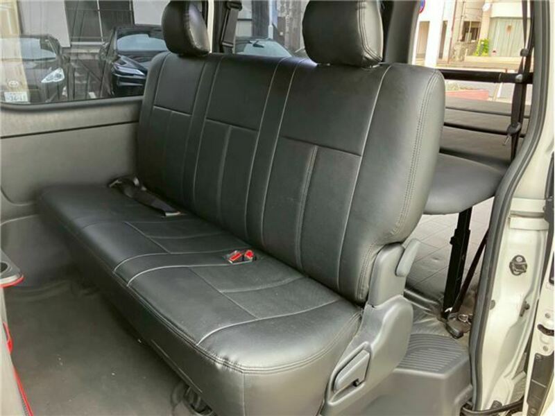 HIACE-37