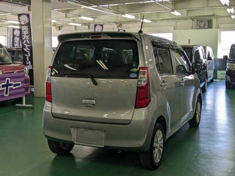WAGON R
