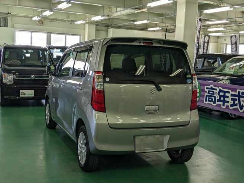 WAGON R