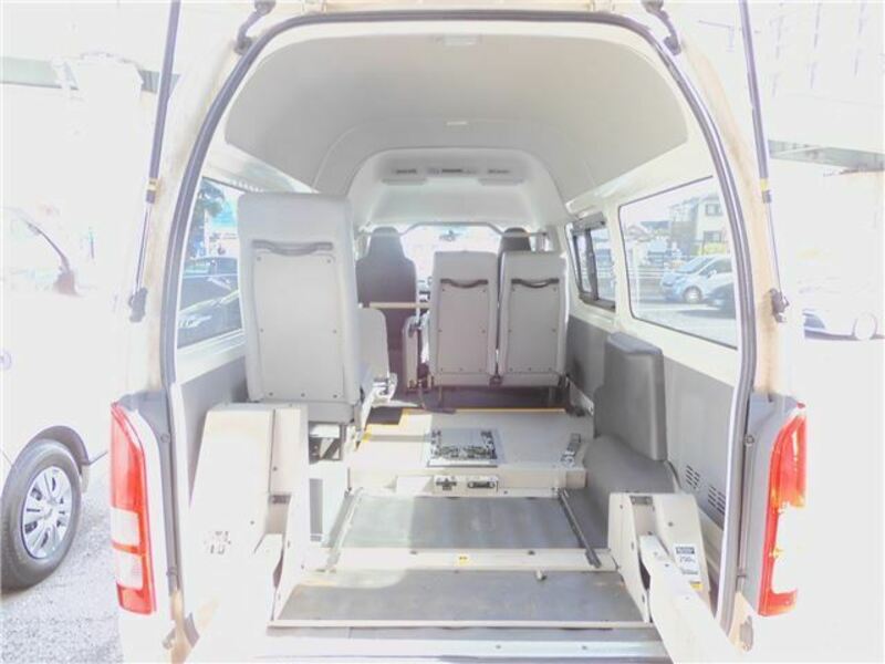 HIACE
