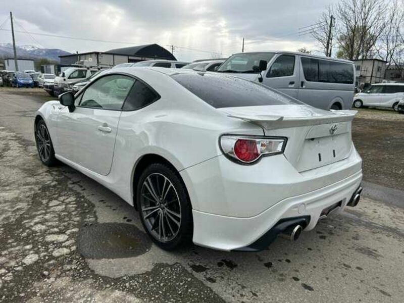 86