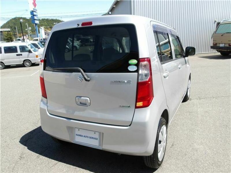 WAGON R