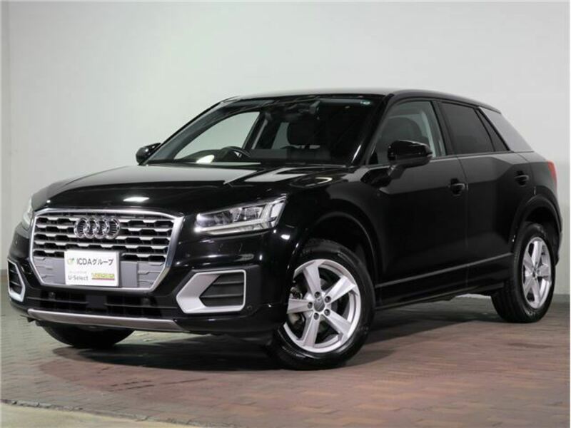 AUDI Q2