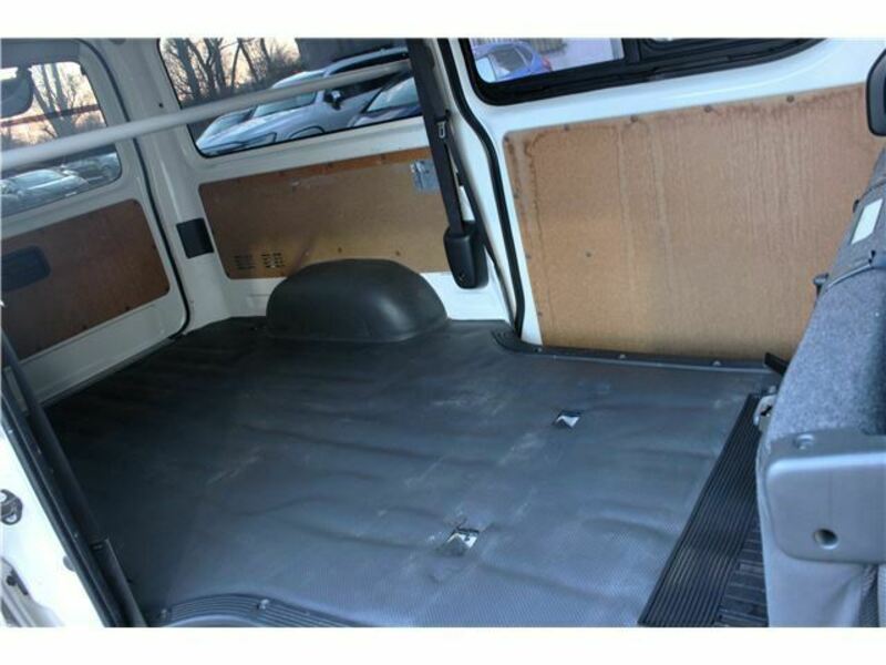HIACE VAN-9