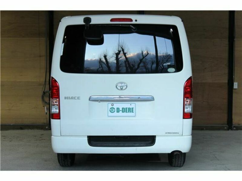 HIACE VAN-32